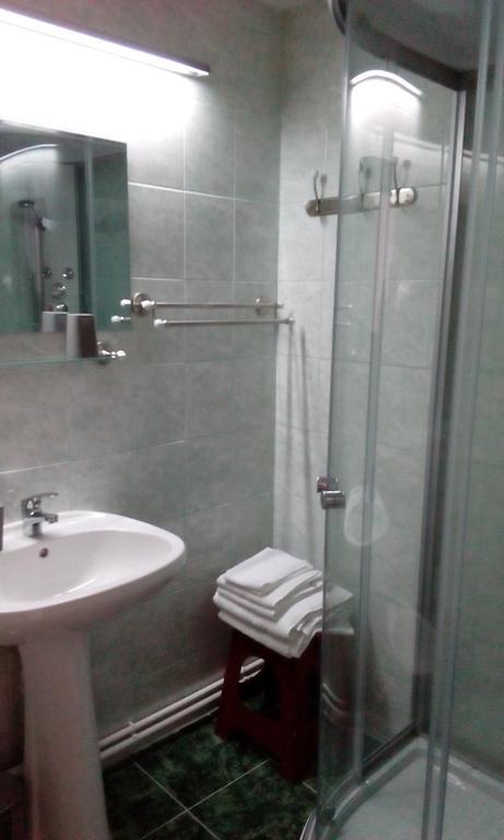 Casa Pescar Lägenhet Cluj-Napoca Exteriör bild